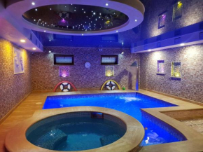 Hotels in Zovuni